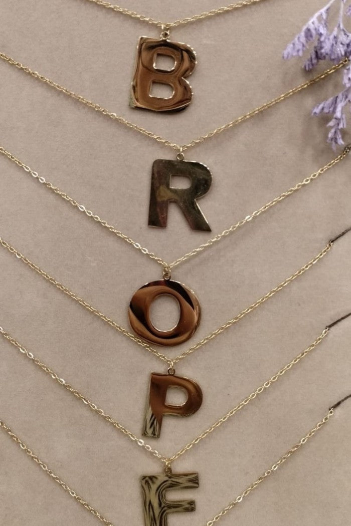 Compra collar con iniciales – Liberatta - Main Image