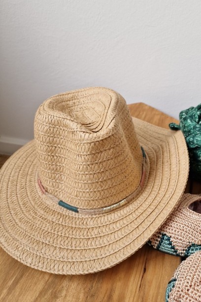 Sombrero de playa color...