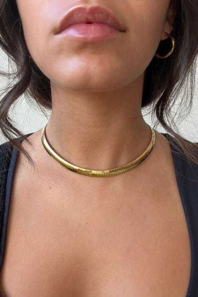 Collar chocker dorado