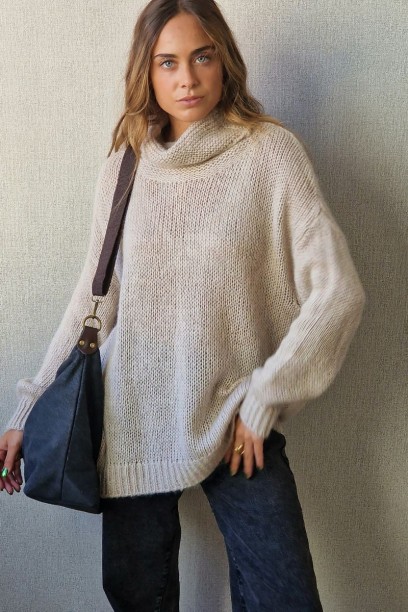 Jersey cuello vuelto beige