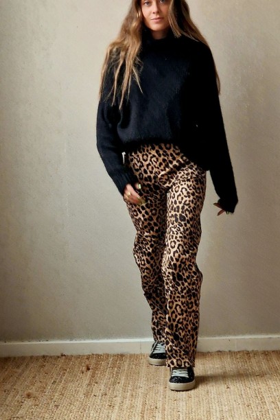 Pantalón animal print elástico