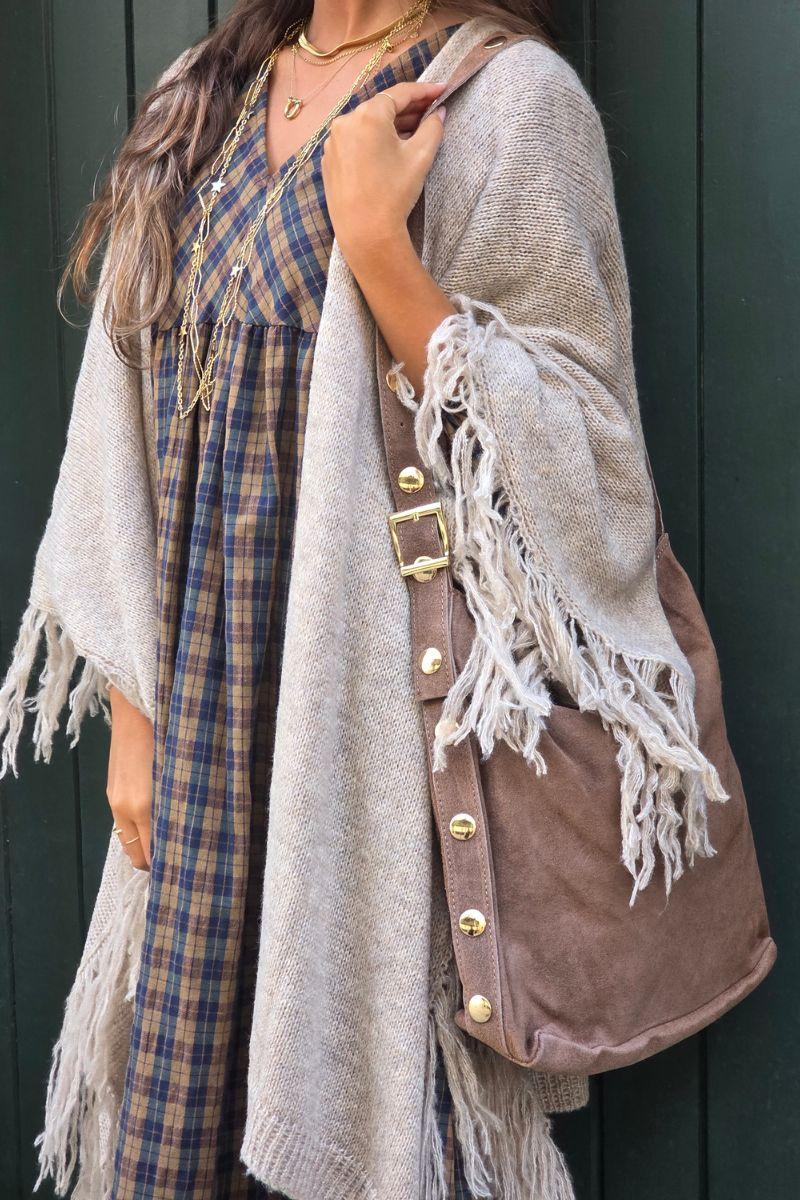 Boslo topo oversize con detalles dorados