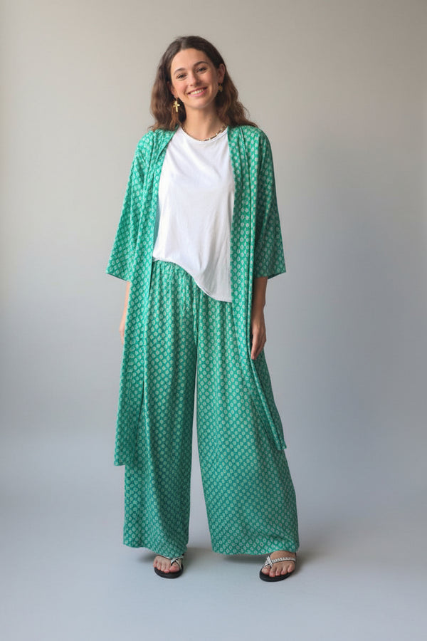 Total look flores verde