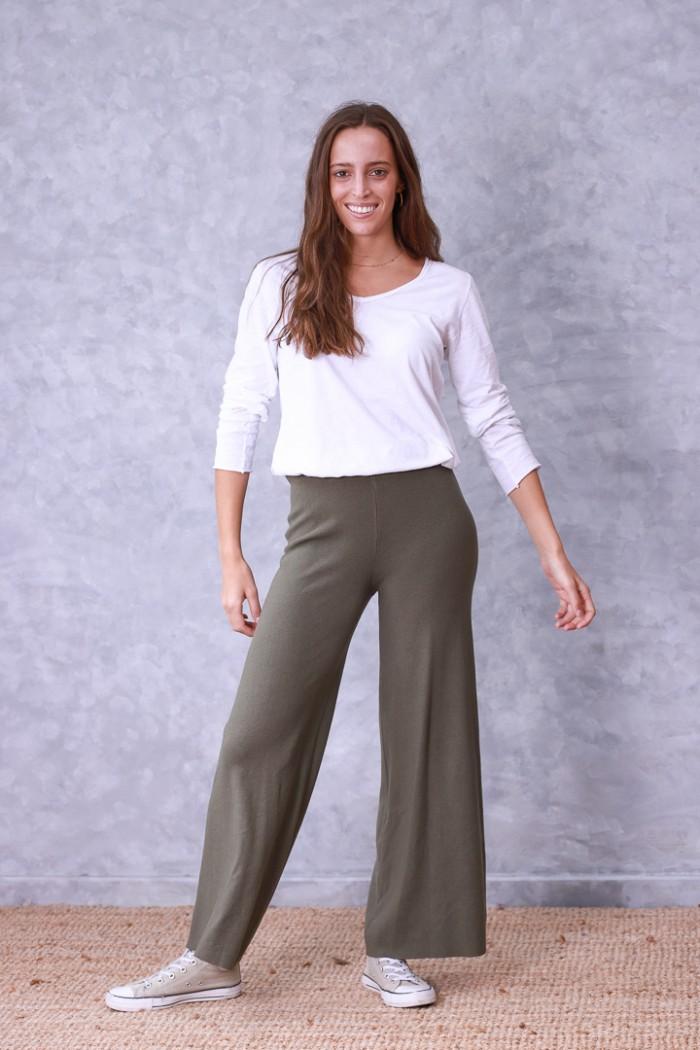 Pantalón culotte de punto verde militar