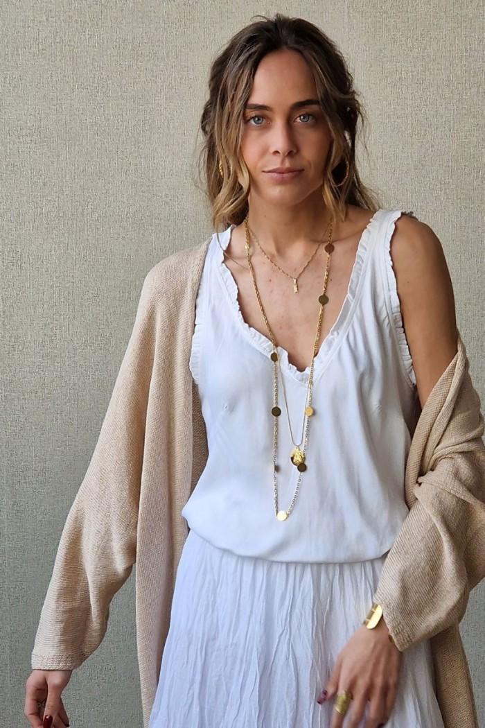 Top raso cuello pico volantes blanca