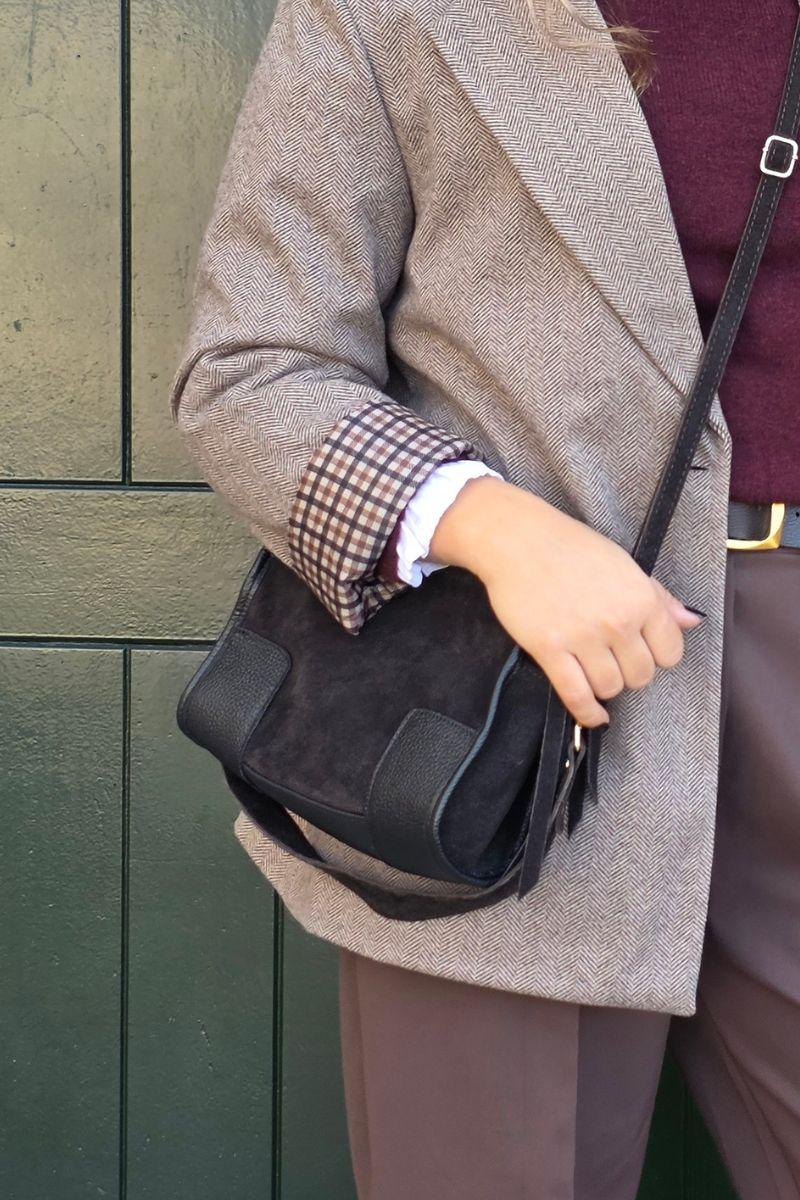 Bolso de ante y piel tipo box negro