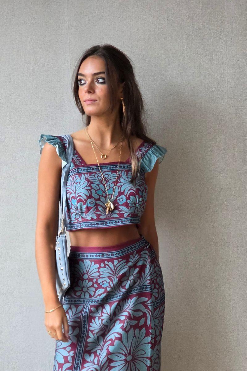 Conjunto top y falda con estampado de flores petróleo