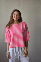 Sudadera Corta de Rayas Rosa Flúor