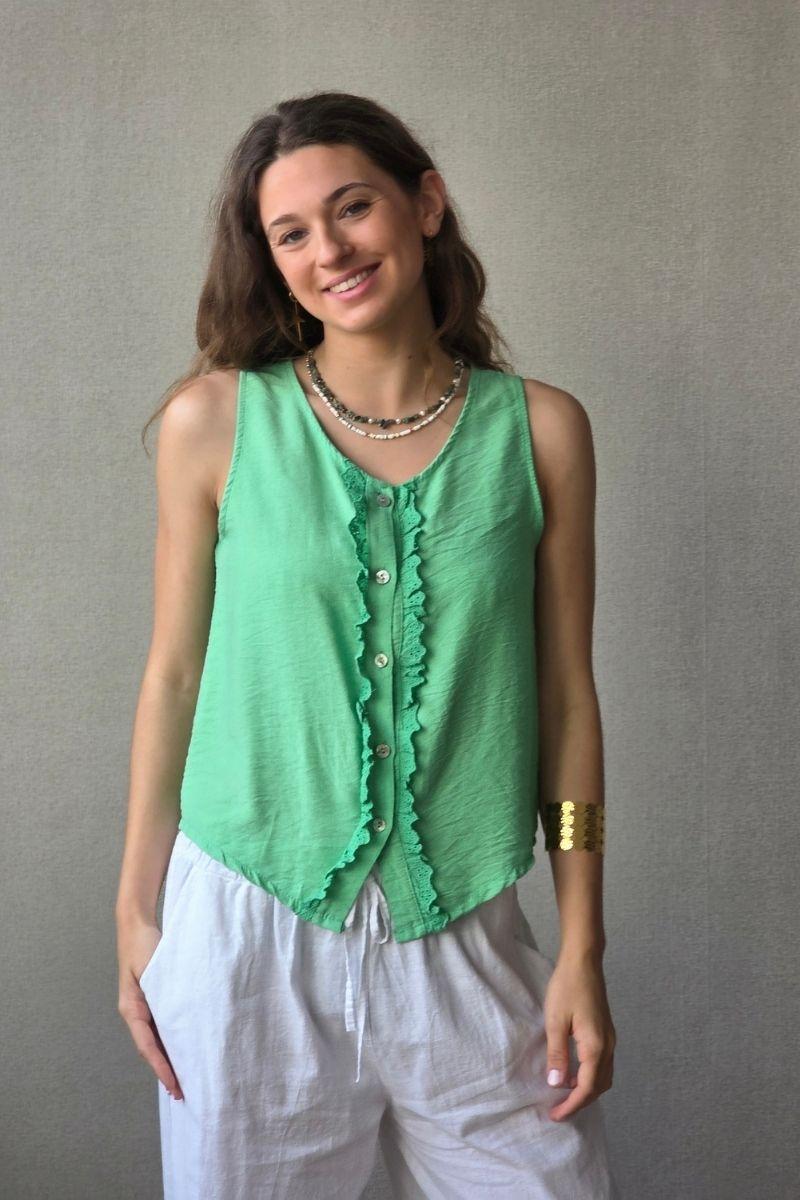 Camiseta de tirantes con volantes verde