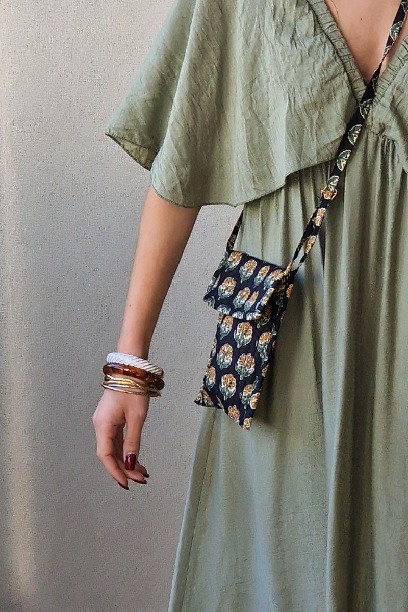 Mini bolso telas indias negro