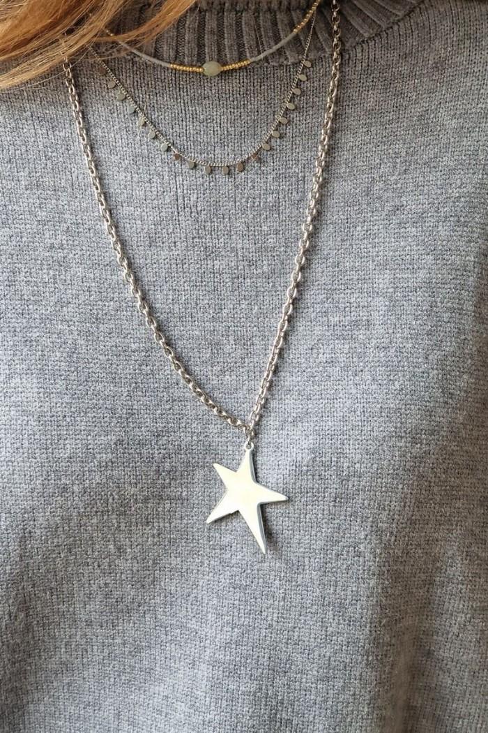 Collar de acero estrella larga plata