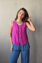 Camiseta de tirantes con volantes magenta