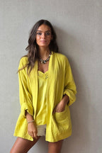 Chaqueta tipo kimono mostaza