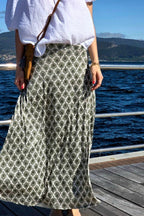 Falda larga estampado fuego