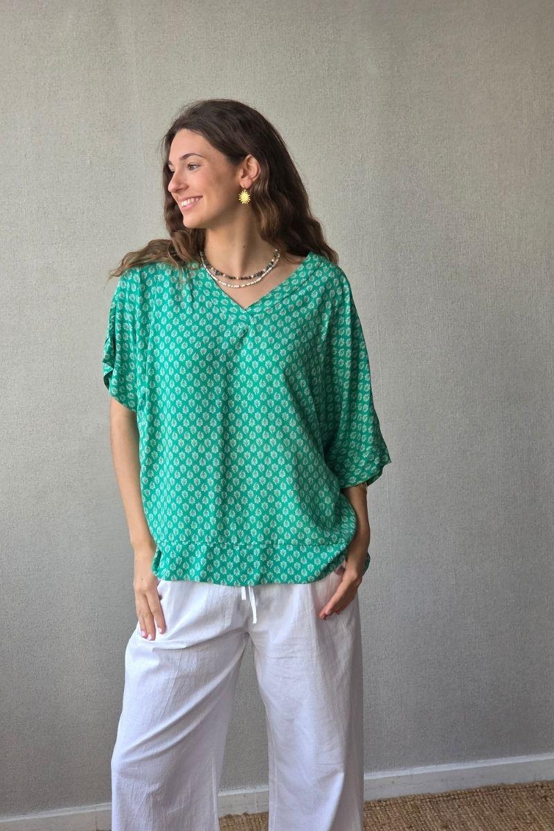 Blusón oversize estampado de flores verde
