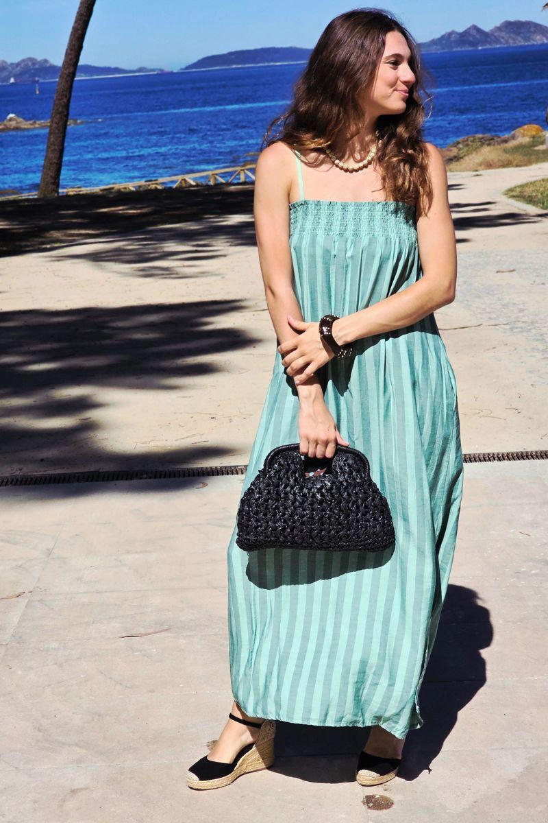 Vestido rayas tirantes con fruncido en el pecho