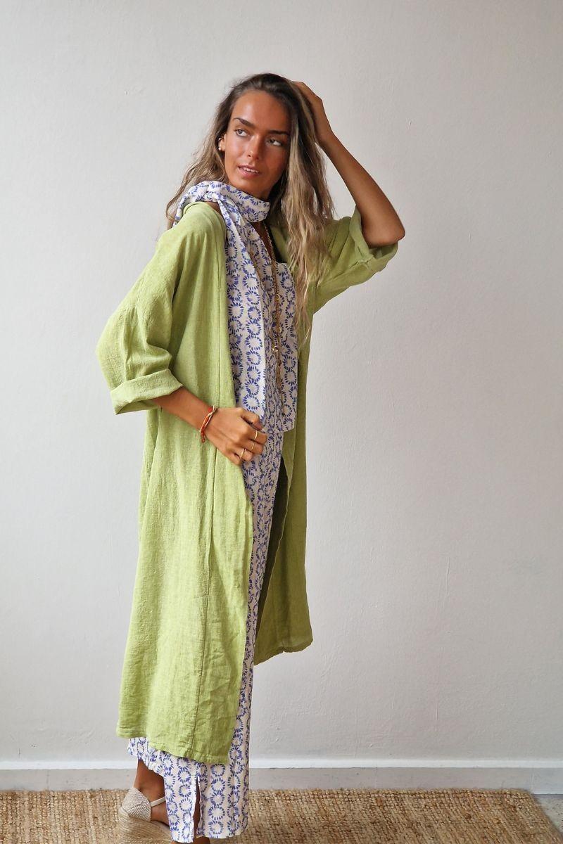 Kimono pistacho tipo lino con manga tres cuartos