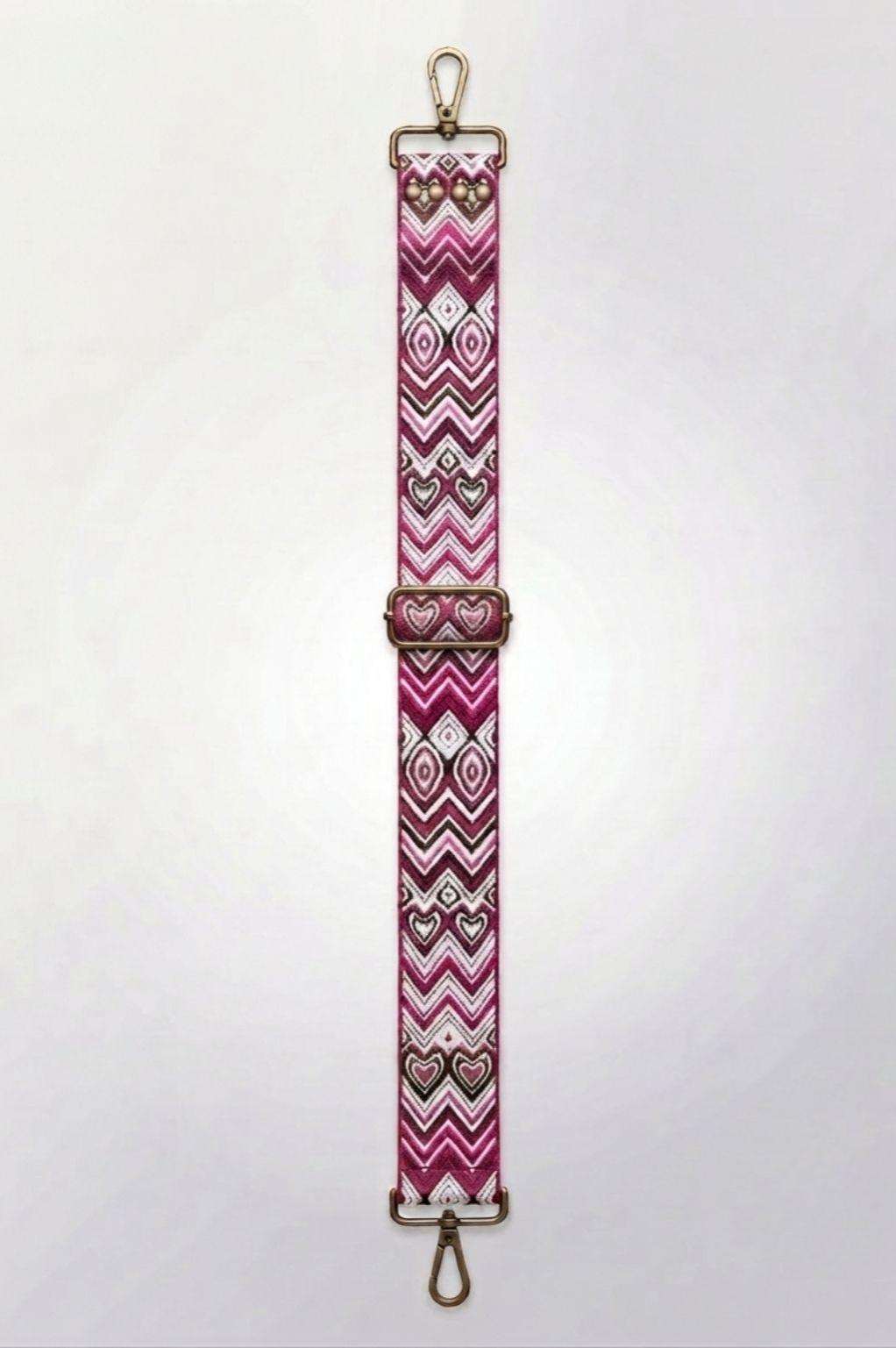 Correa para bolso corazón fucsia