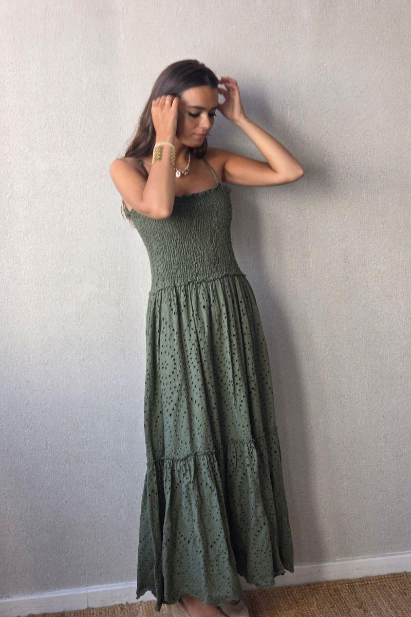 Vestido de tirantes guipur verde militar