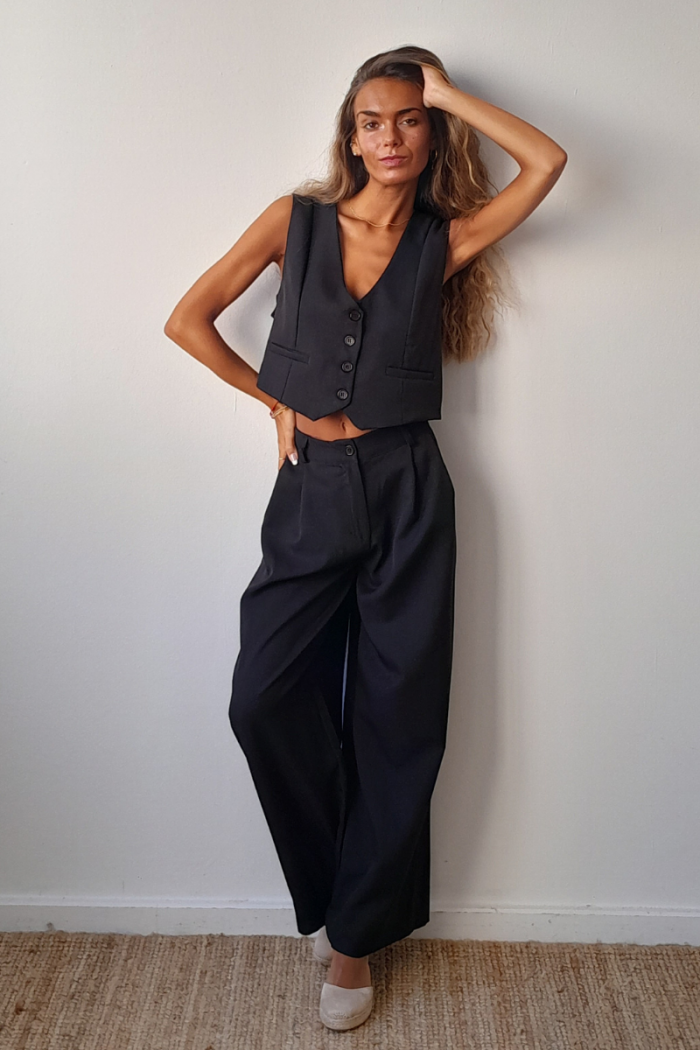 Pantalón de traje en color negro