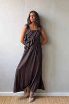 Vestido de volante y tirantes