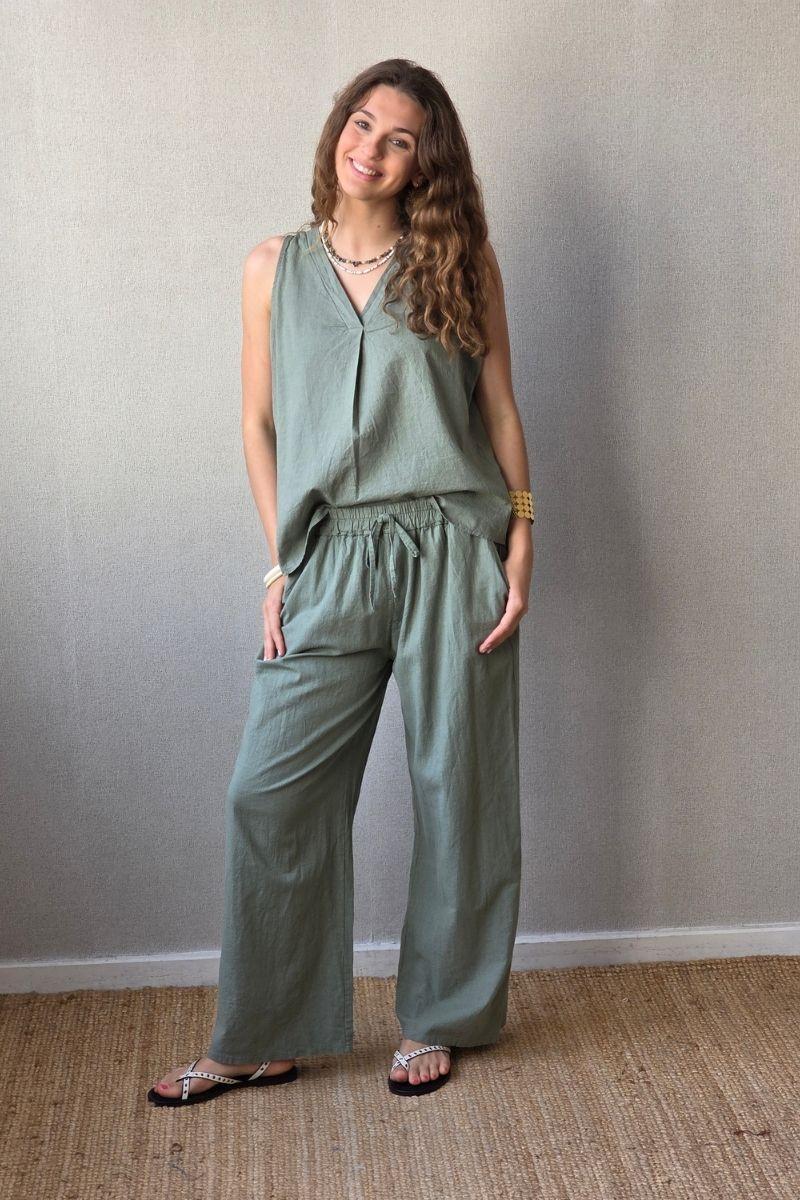 Pantalón tipo lino caqui