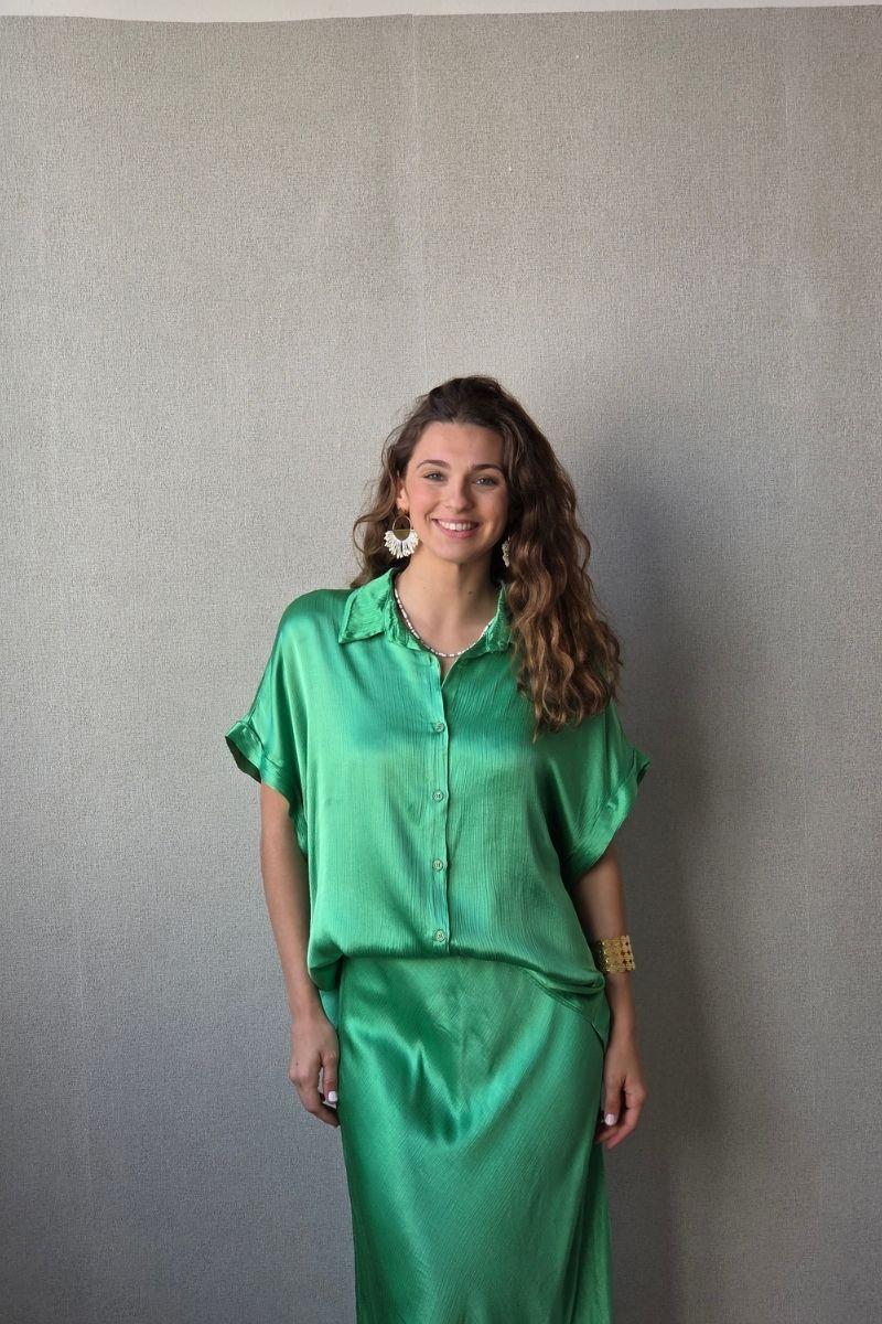 Camisa de raso verde