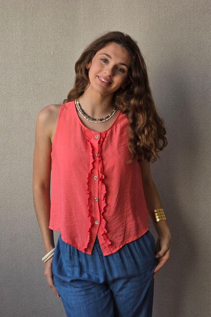 Camiseta de tirantes con volantes coral