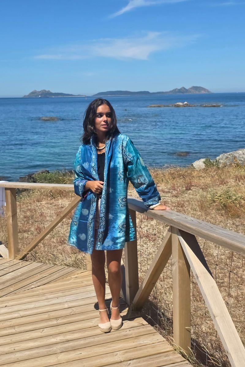 Kimono indio reversible en tonos azulones