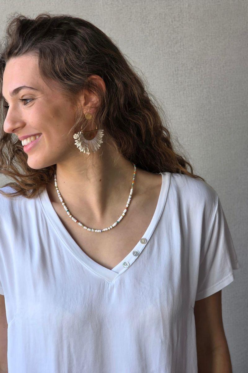 Blusa de seda con tres botones blanca