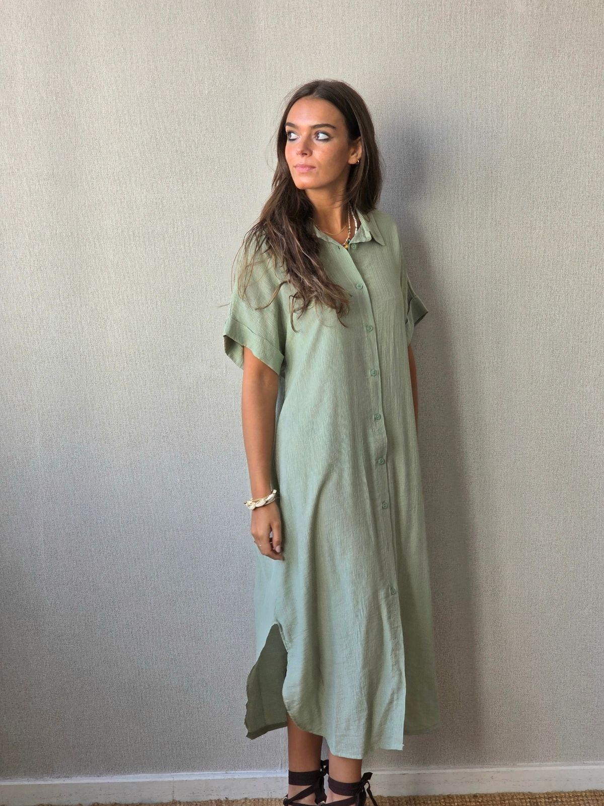 Vestido camisero tipo bámbula salvia