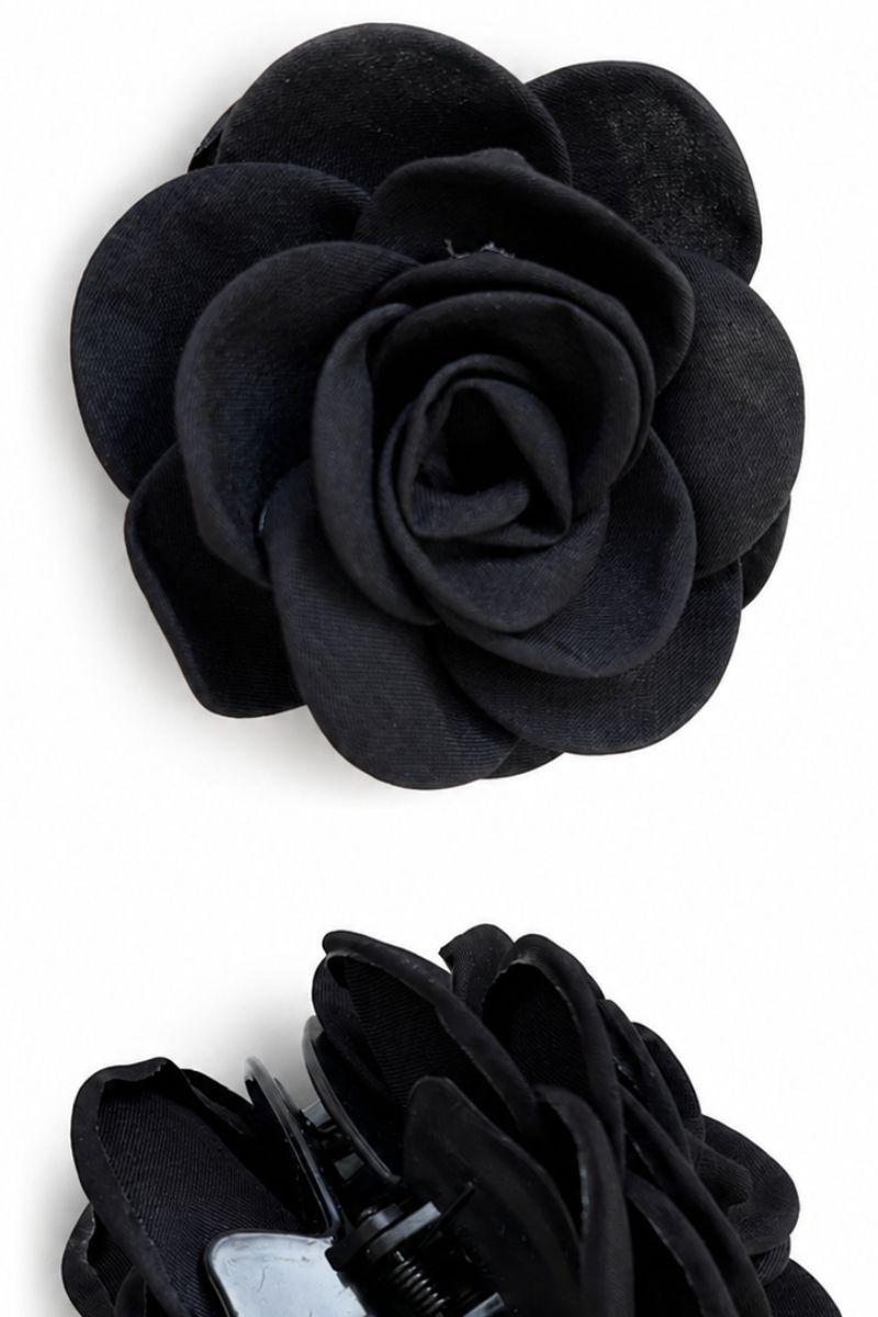 Pinza del pelo negro