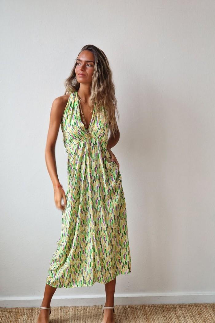 Vestido estampado con lazada en espalda en color verde