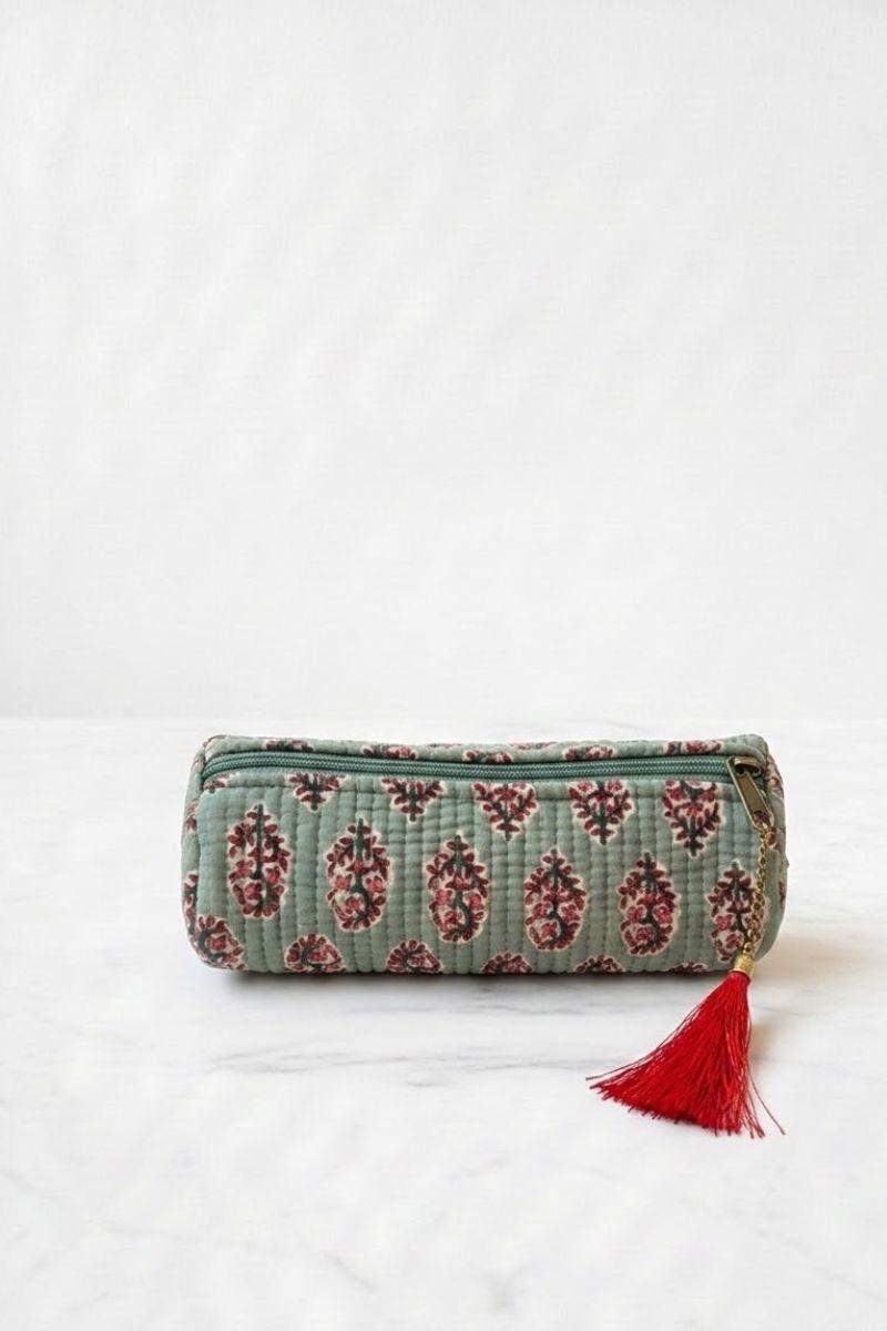 Estuche/neceser verde bonito telas indias