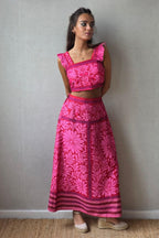 Conjunto con estampado de flores fucsia