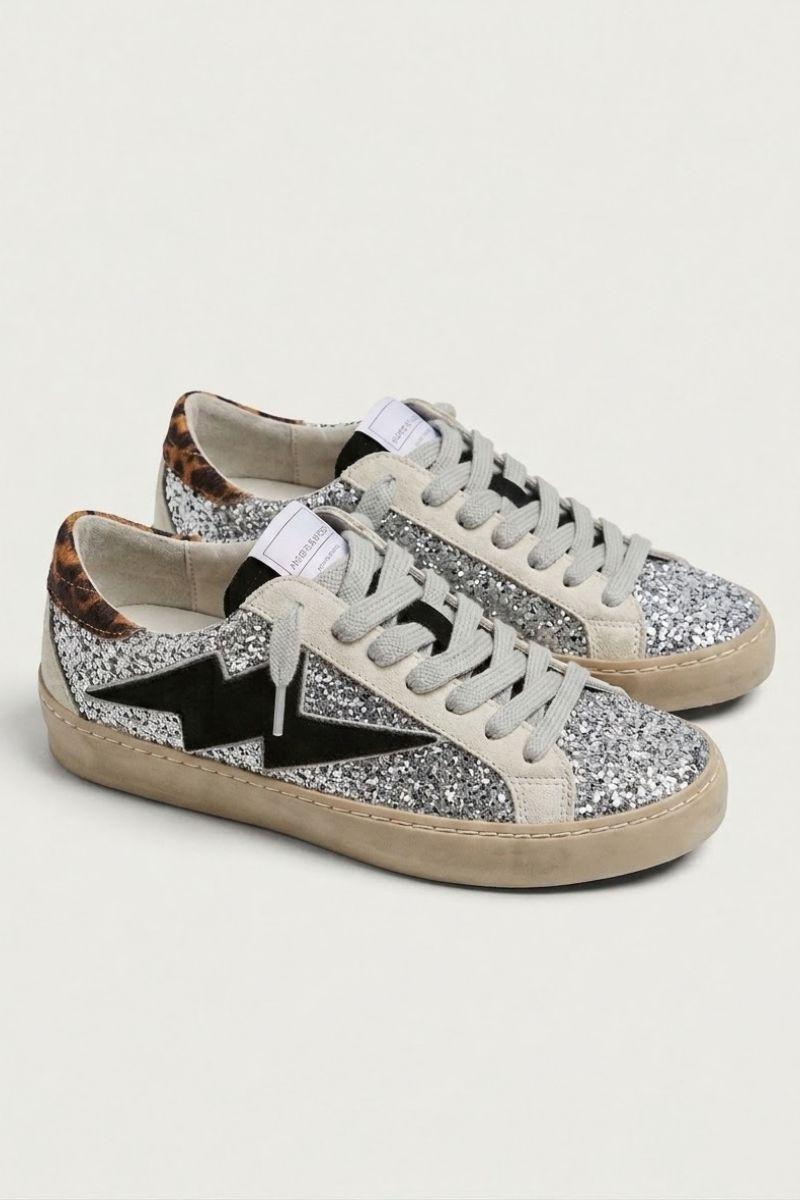 Sneakers rayo color plomo