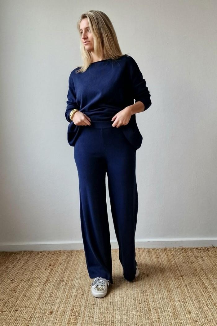 Pantalón culotte de punto azul marino