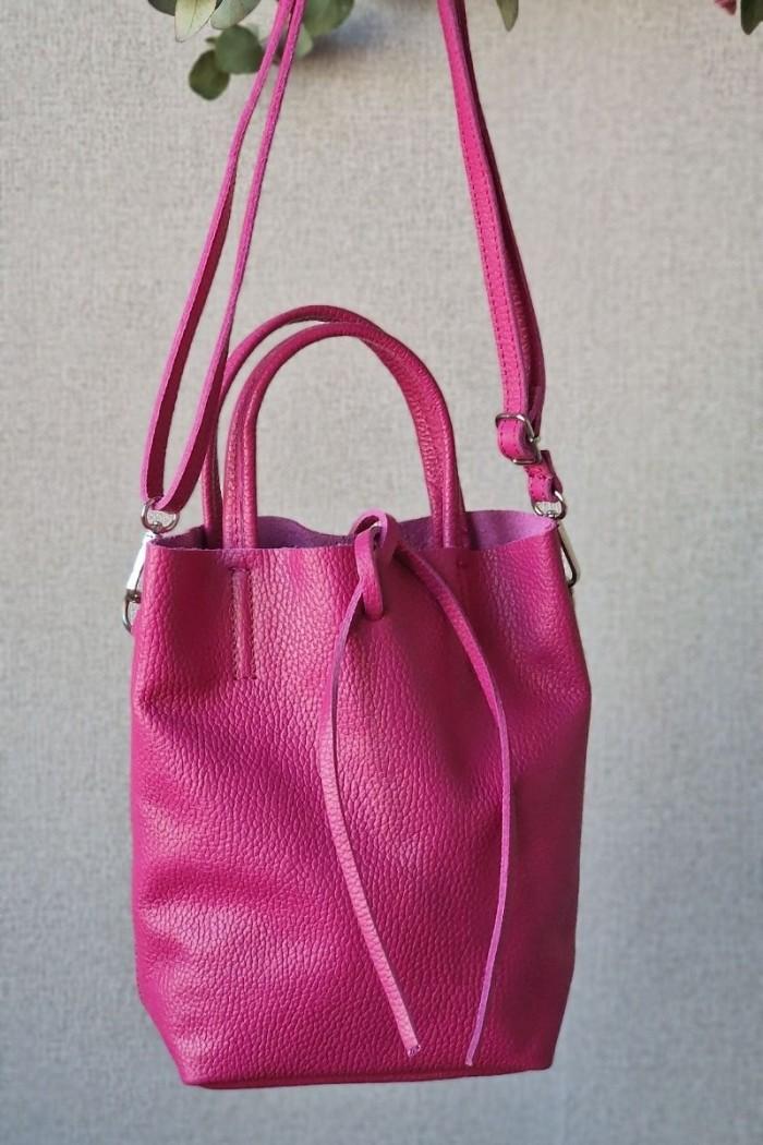 Bolso Marta tipo cubo fucsia
