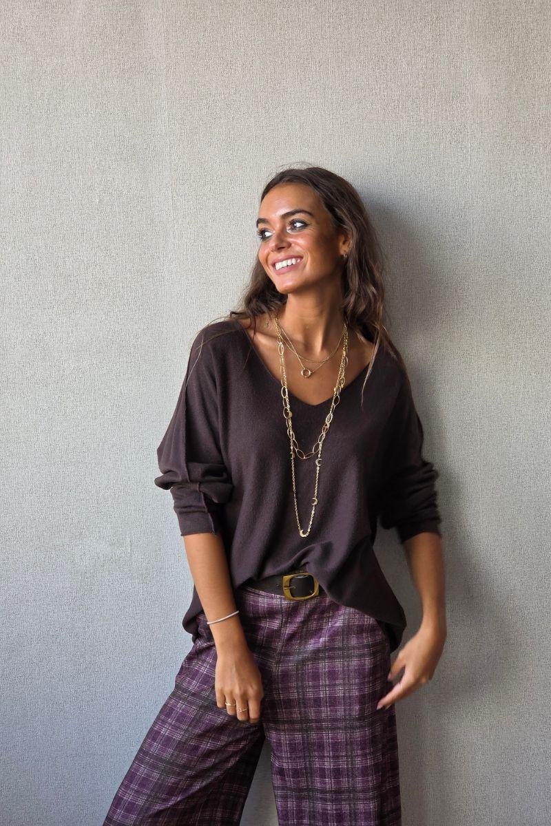 Jersey oversize cuello pico chocolate