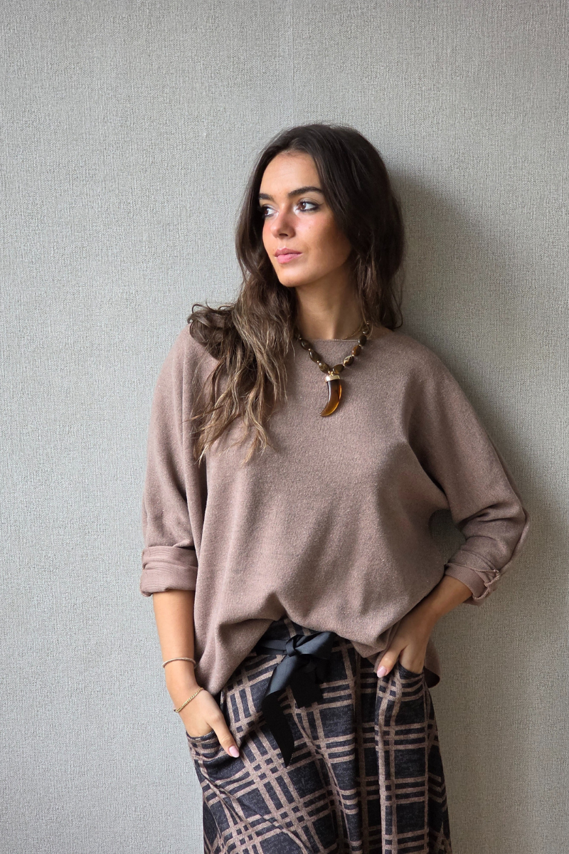 Jersey básico de brillos camel