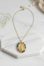 Gargantillas mini de la Virgencita milagrosa