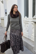 Falda Pía de cuadros escocesa asimétrica verde caqui