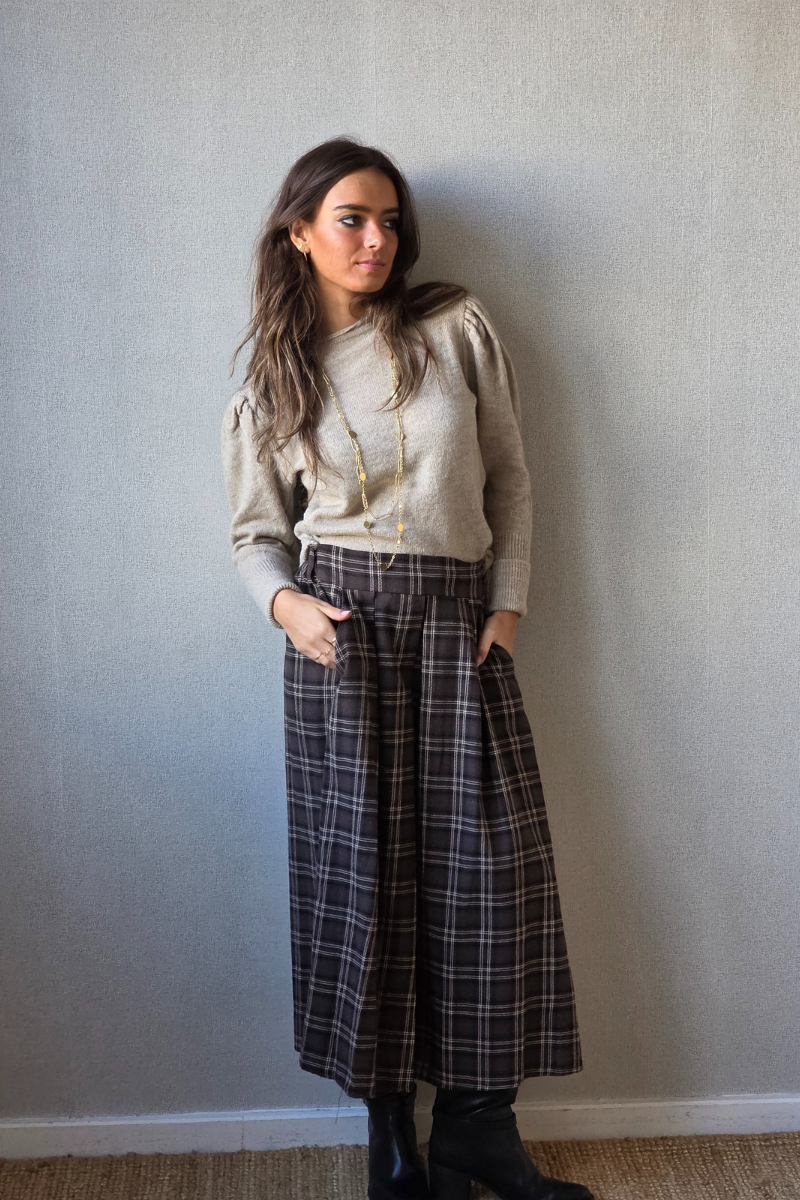 Falda tablas de cuadros chocolate