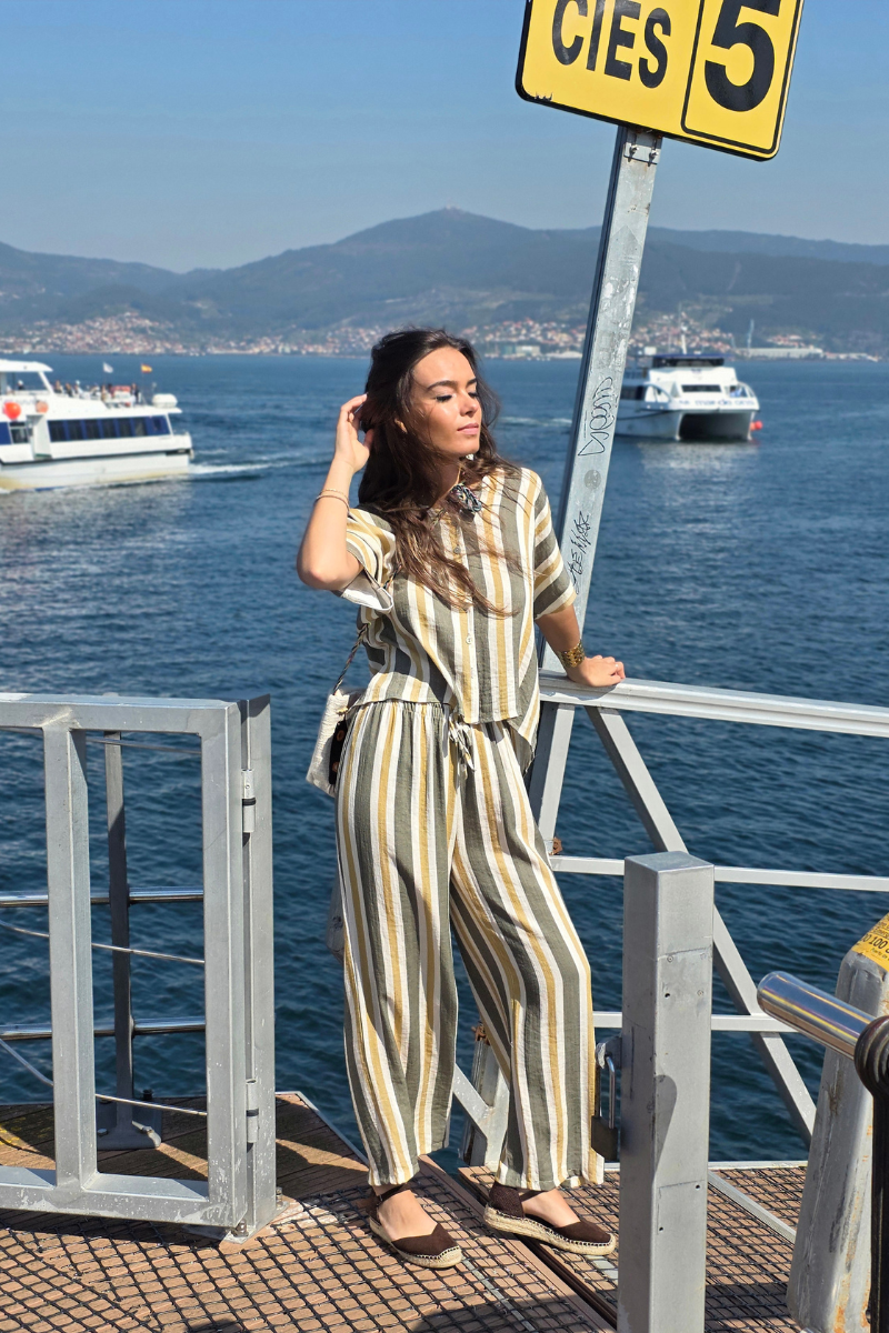 Camisa de Rayas Caqui