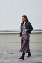 Falda Pía de cuadros escocesa asimétrica berenjena