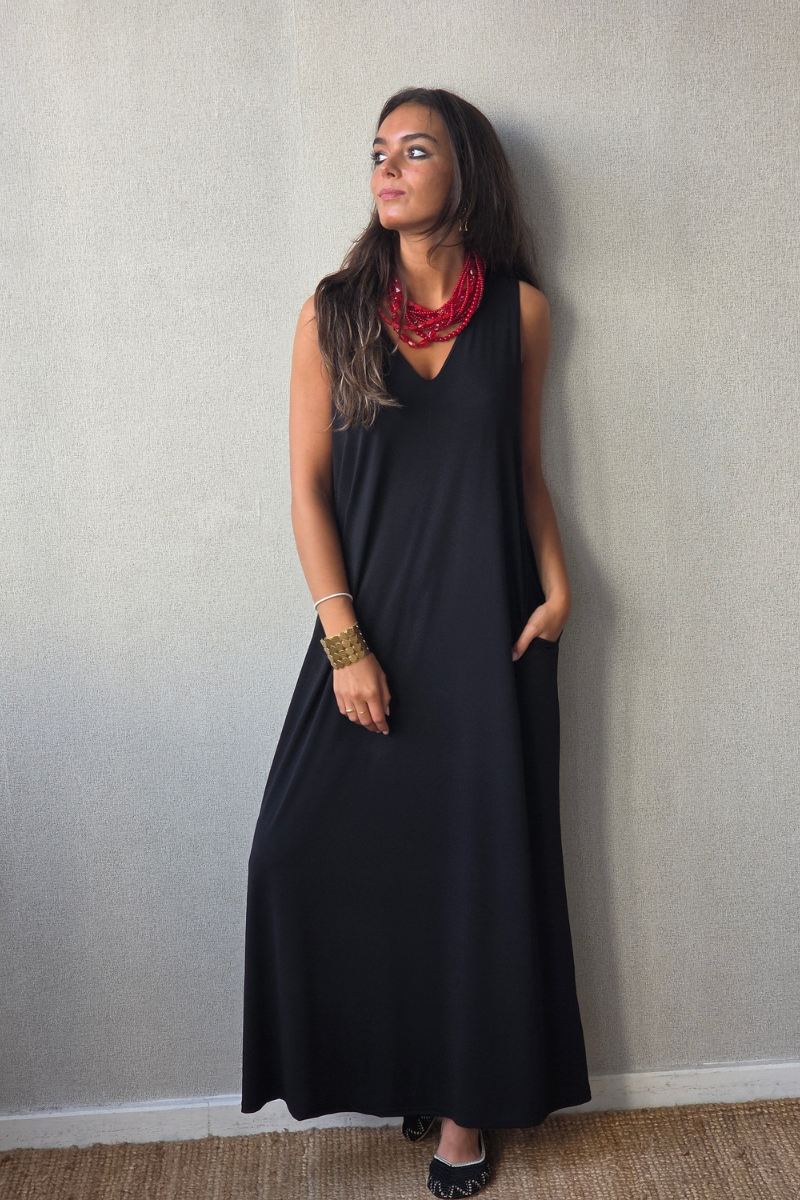 Vestido Asas con Bolsillos Negro
