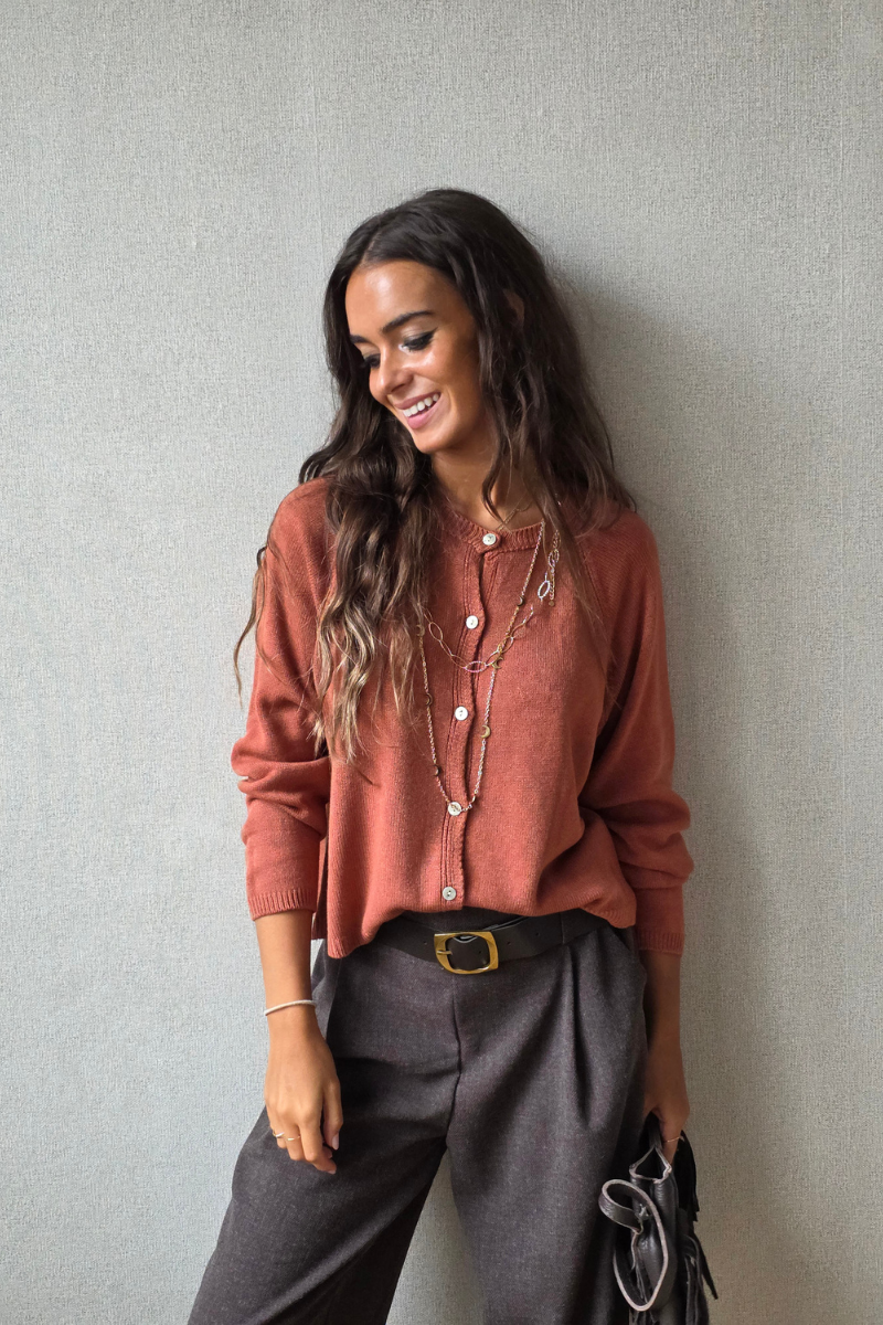 Chaqueta teja con botones