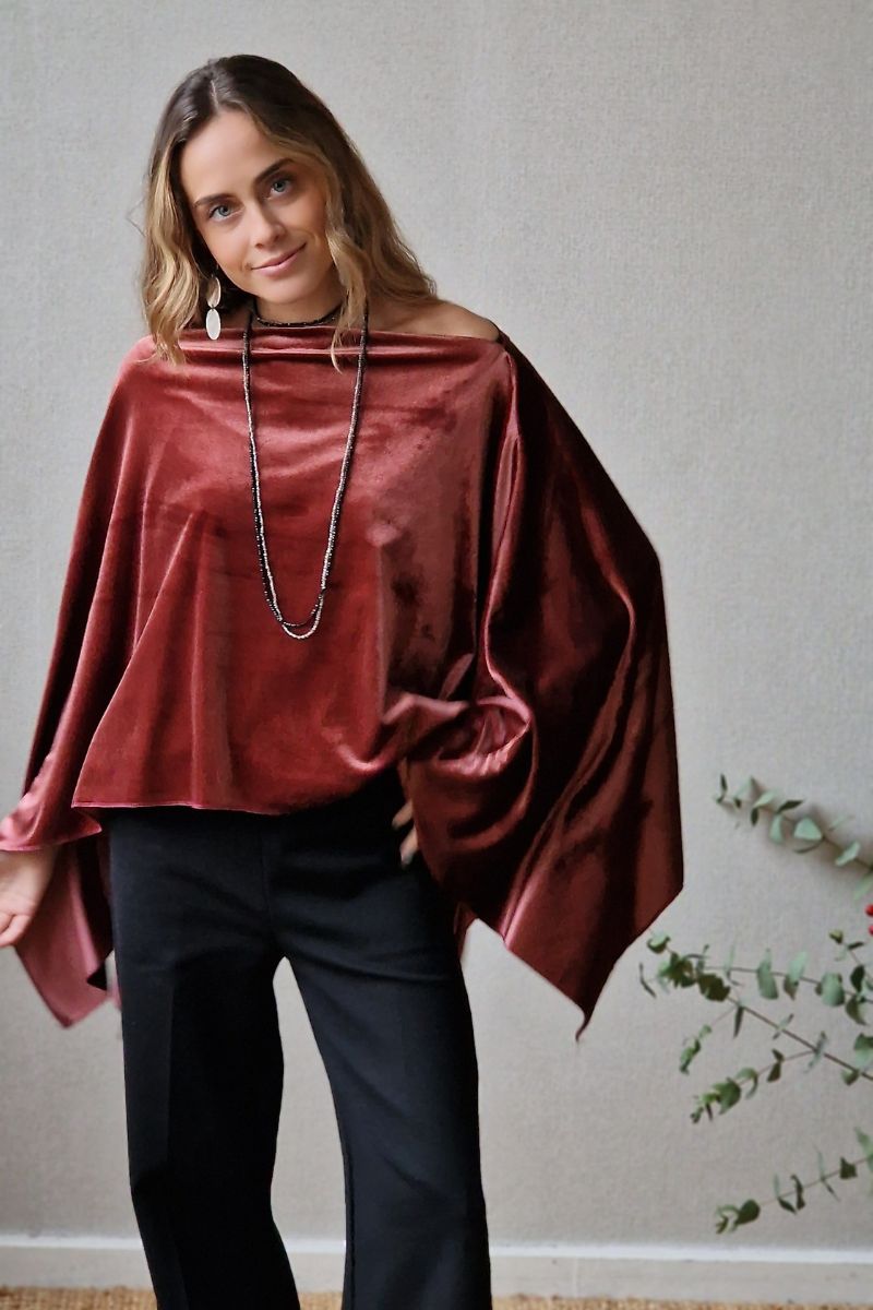 Capa de terciopelo rosa