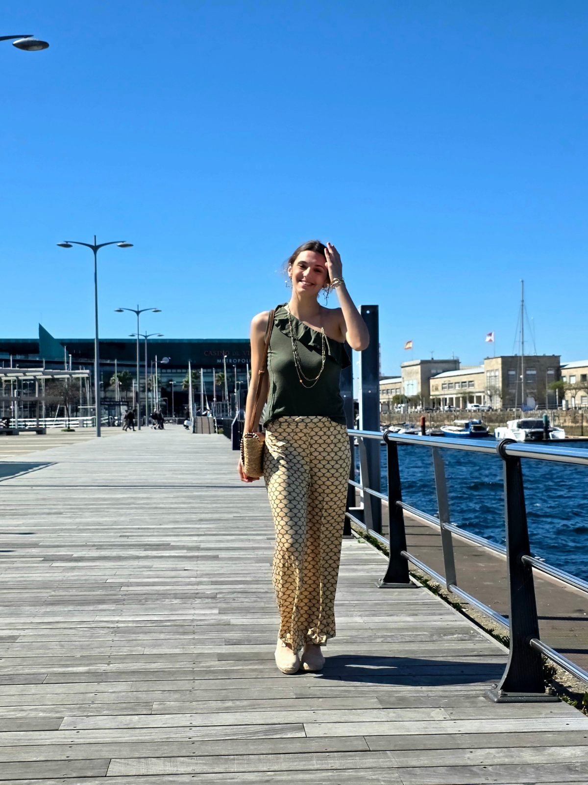 Pantalón Estampado Conchas Caqui elástico