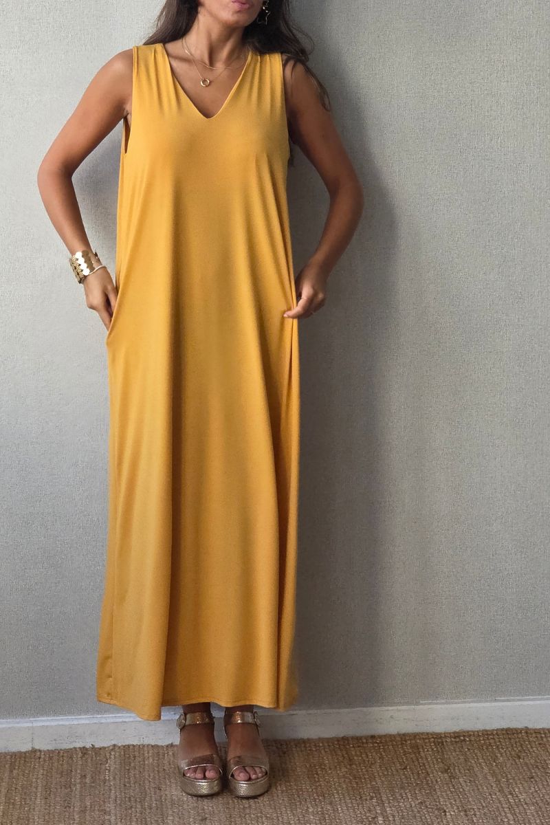 Vestido Asas con Bolsillos Mostaza